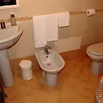 בית חווה Cascina La Carlotta Castel Boglione