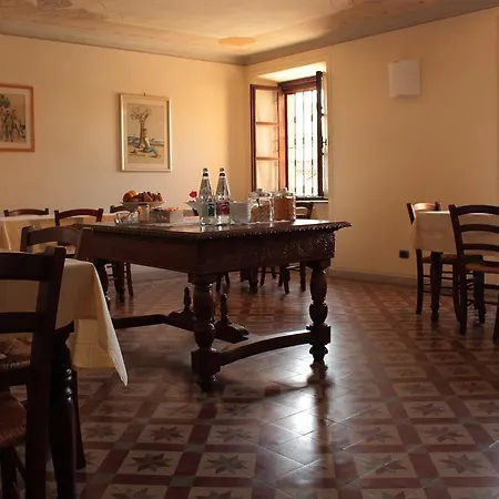 Cascina La Carlotta בית חווה *