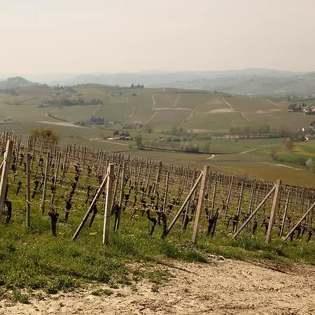 Cascina La Carlotta *