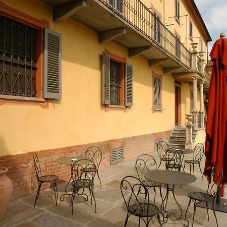 Cascina La Carlotta 农家乐 *